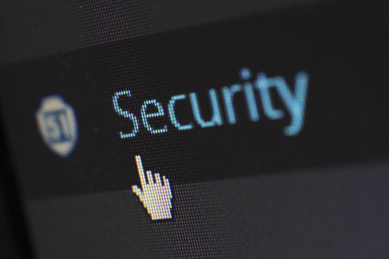 Cripto și securitatea cibernetică: Provocările și soluțiile pentru noile amenințări