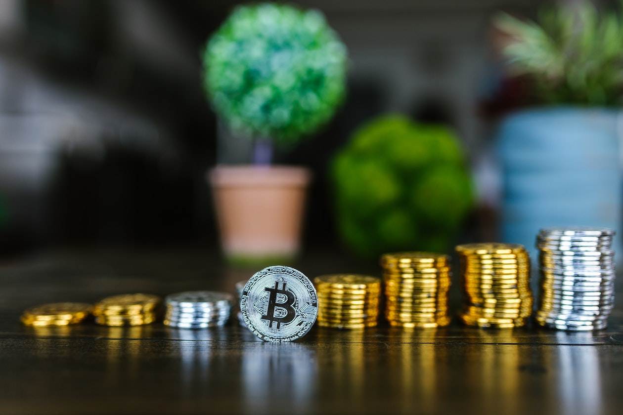 Top 5 criptomonede promițătoare pentru investiții în acest an